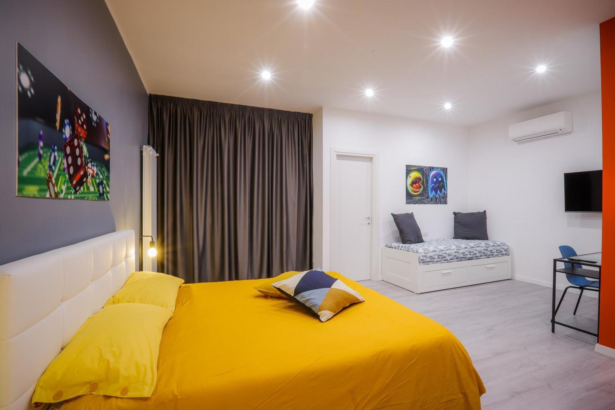 Napoli Games Apartments By Dimorra Exterior foto